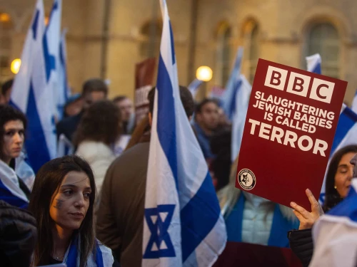 Hundreds attend a protest called by the National Jewish Assembly, the Campaign Against Antisemitism and UK Lawyers for Israel at BBC Broadcasting House in London, on Oct. 16, 2023. Photo by Guy Smallman/Getty Images.