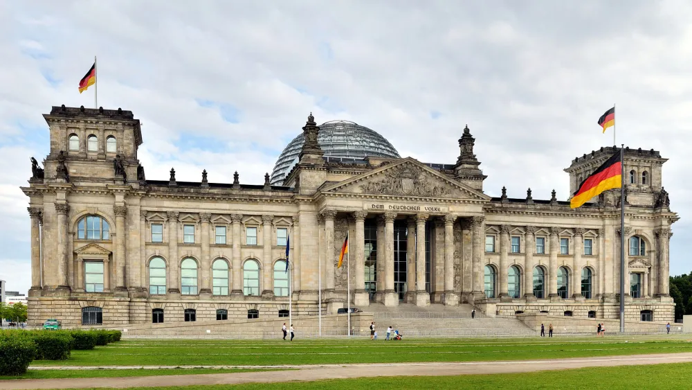 The Reichstag building in Berlin, where the Bundestag meets. Credit: Wikimedia Commons.