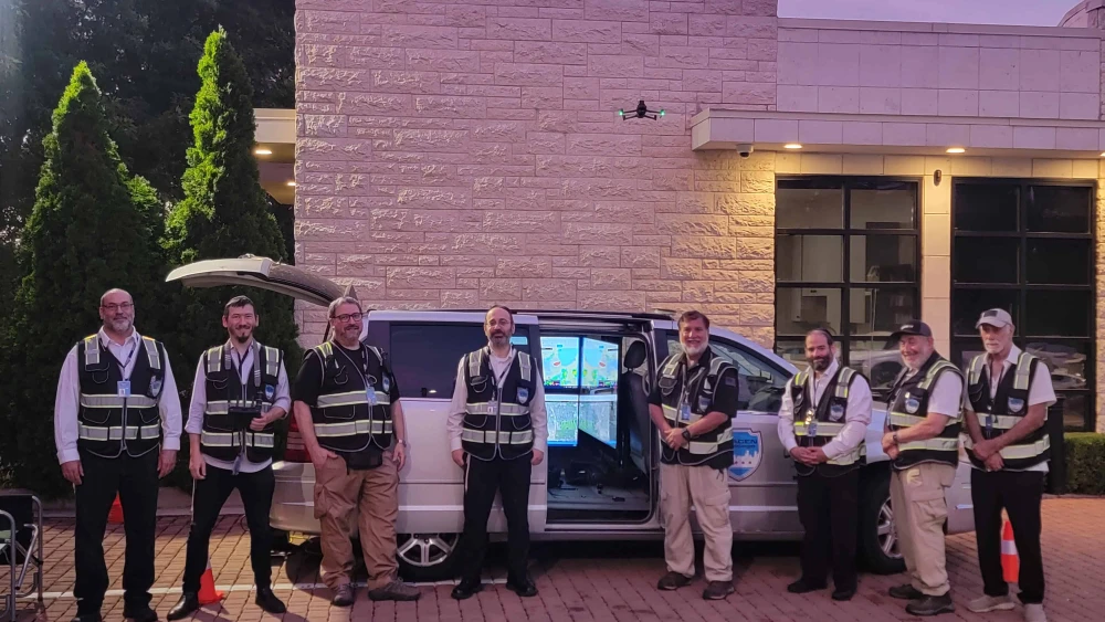 MAGEN Chicago Shomrim and their drone van providing crowd control at a local event. Credit: Courtesy.