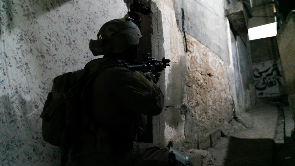 An Israel Defense Forces soldier operating in Nur Shams in western Samaria, May 29, 2023. Credit: IDF.