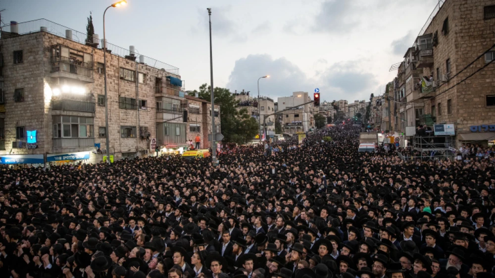 Thousands of ultra-Orthodox supporters of the United Torah Judaism Party rally in Jerusalem, on Sept. 15, 2019. Photo by Yonatan Sindel/Flash90.
