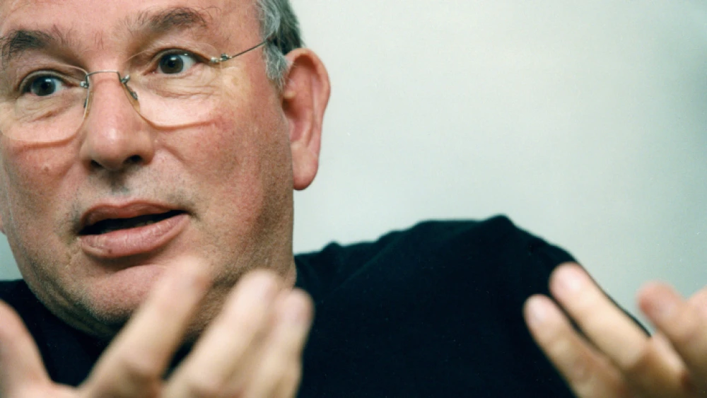 Israeli media personality, journalist, actor and songwriter Yaron London, 1997. Photo by Moshe Shai/Flash90.