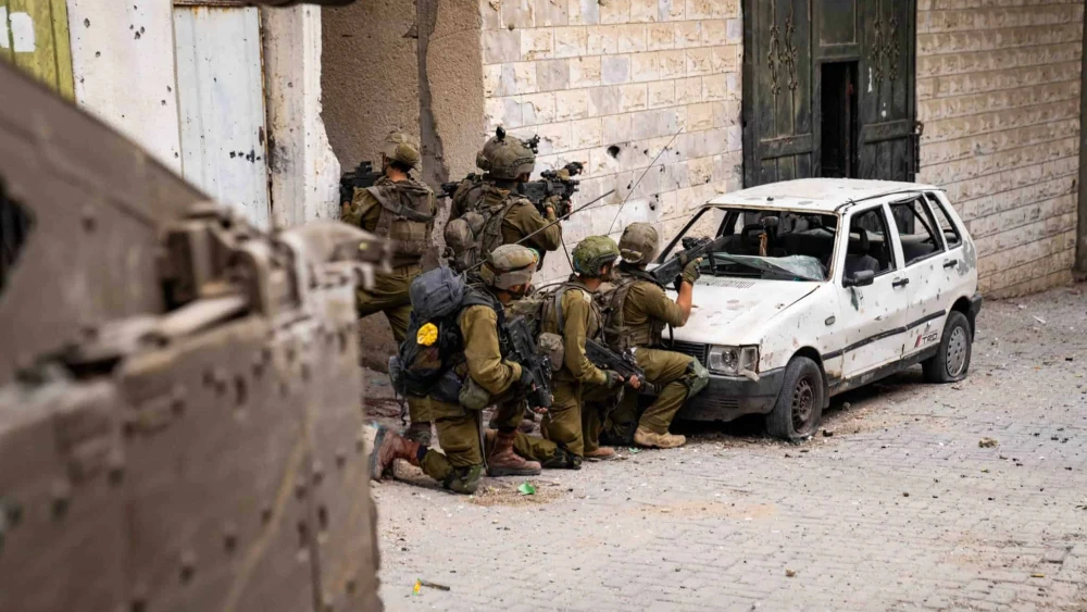 Israeli troops operating in the Hamas-ruled Gaza Strip, Dec. 10, 2023. Credit: IDF.