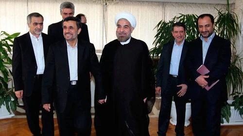 Iranian President Hassan Rouhani (center) with his predecessor, Mahmoud Ahmadinejad (second from left), in June 2013. Credit: Wikimedia Commons.