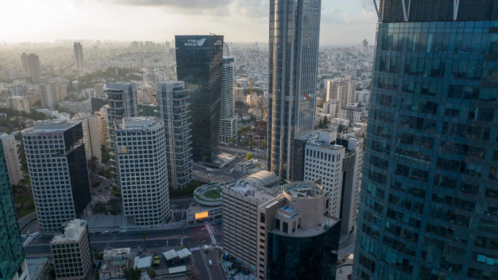 An ariel view shows the The Tel Aviv Stock Exchange and the surroundings, April 20, 2022. Photo by Matanya Tausig/Flash90