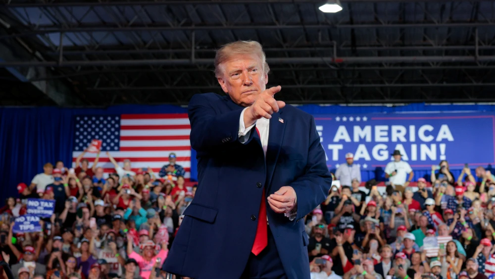 U.S. President Donald Trump gestures after delivering remarks during a campaign rally at the Port of Corpus Christi on Oct. 27, 2026 in Corpus Christi, Texas. Photo by Chip Somodevilla/Getty Images.