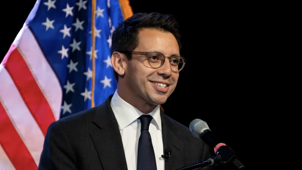 James Fishback, a Republican nominee for governor in Florida who was eliminated on Aug. 18, 2026, speaking during a public event at Ave Maria University in Ave Maria, Fla., on April 10, 2026. Credit: Anthonyjayphotos via Wikimedia Commons.