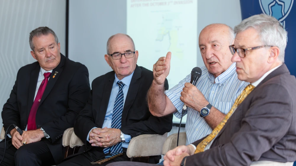 l. to r. U.S. Brig. Gen. (ret.) Ernest Audino, IDF Brig. Gen. (ret.) Yossi Kuperwasser, IDF Col. (ret.) Jacques Neriah, and JCFA President Dan Diker speaking at the conference hosted by the Jerusalem Center for Security and Foreign Affairs in Tel Aviv, Oct. 13, 2026. Photo by Ingrid Muller/JCFA.