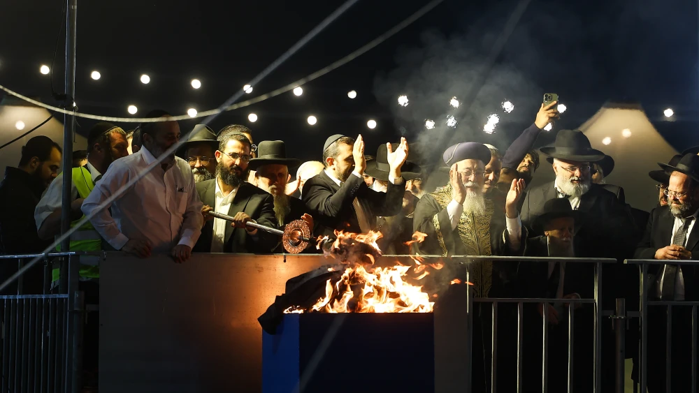 Orthodox Jews celebrate the Jewish holiday of Lag B'Omer in Meron, May 15, 2025. Photo by Shlomi Cohen/Flash90.