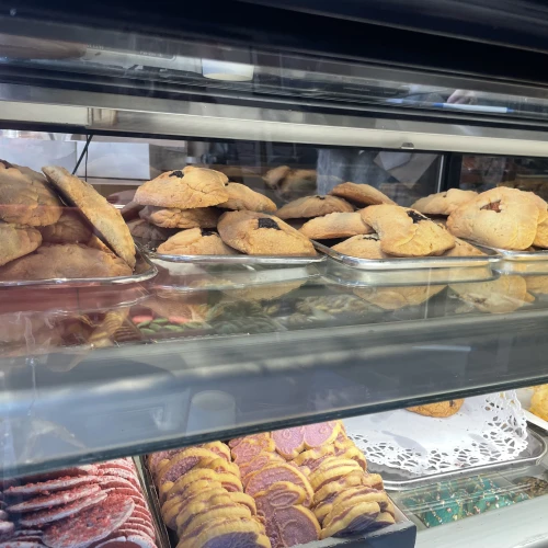 Hungarian Pastry Shop