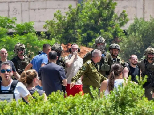 Rescued hostages Andrey Kozlov, Almog Meir Jan and Shlomi Ziv arrive at Sheba Medical Center in Ramat Gan, June 8, 2024. Photo by Avshalom Sassoni/Flash90.