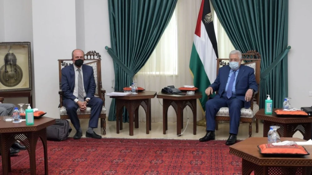 Palestinian Authority leader Mahmoud Abbas receives U.S. envoy Hady Amr and his delegation in Ramallah, Oct. 4, 2021. Credit: Thayer Ghanayem/WAFA Images.