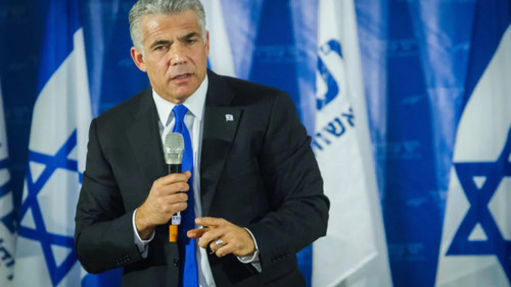 Israeli Yesh Atid Party leader Yair Lapid speaks in Netanya, March 19, 2017. Photo by Flash90.
