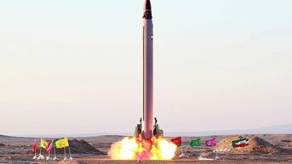 An Iranian ballistic-missile test in October 2015. Credit: Mohammad Agah via Wikimedia Commons.