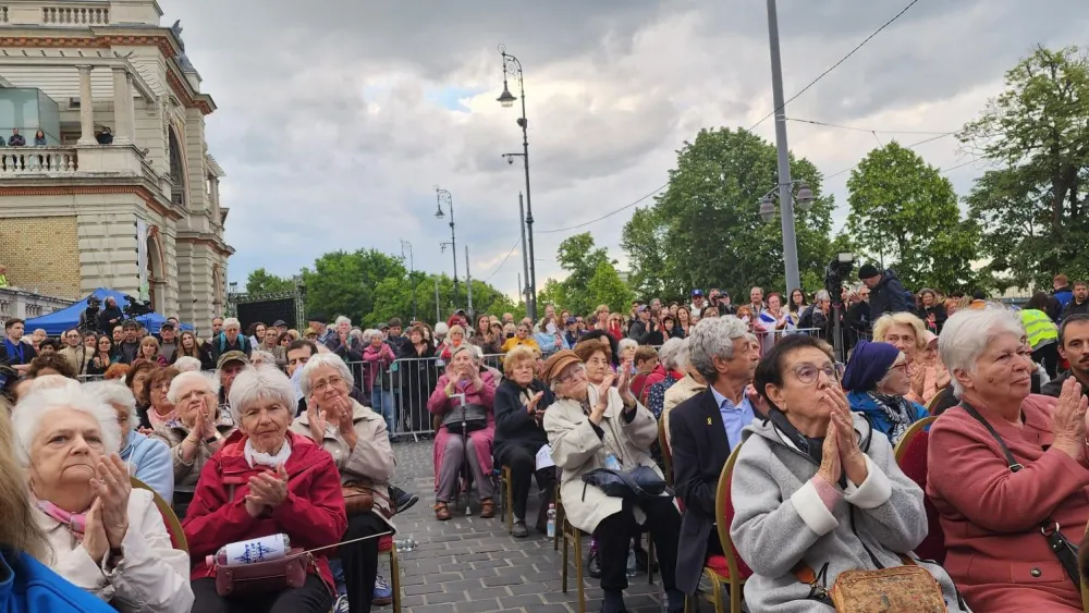 Sixty Holocaust survivors lead more than 5,000 participants through the streets of Budapest in a solemn and powerful March of the Living, May 11, 2025. Credit: March of the Living.