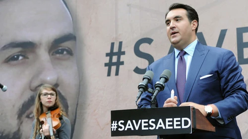 Click photo to download. Caption: Jordan Sekulow, executive director of the American Center for Law and Justice, speaks to a crowd gathered outside the White House on Sept. 25, 2014, to pray for the release of Pastor Saeed Abedini from prison in Iran. Abedini was eventually freed in January 2016. Credit: American Center for Law and Justice.
