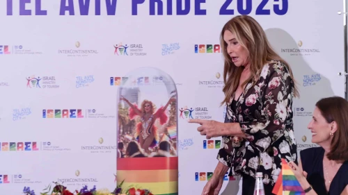 Caitlyn Jenner, who was born as Bruce Jenner, holds a press conference ahead of the annual Tel Aviv Pride Parade, June 11, 2025. Photo by Avshalom Sassoni/Flash90.