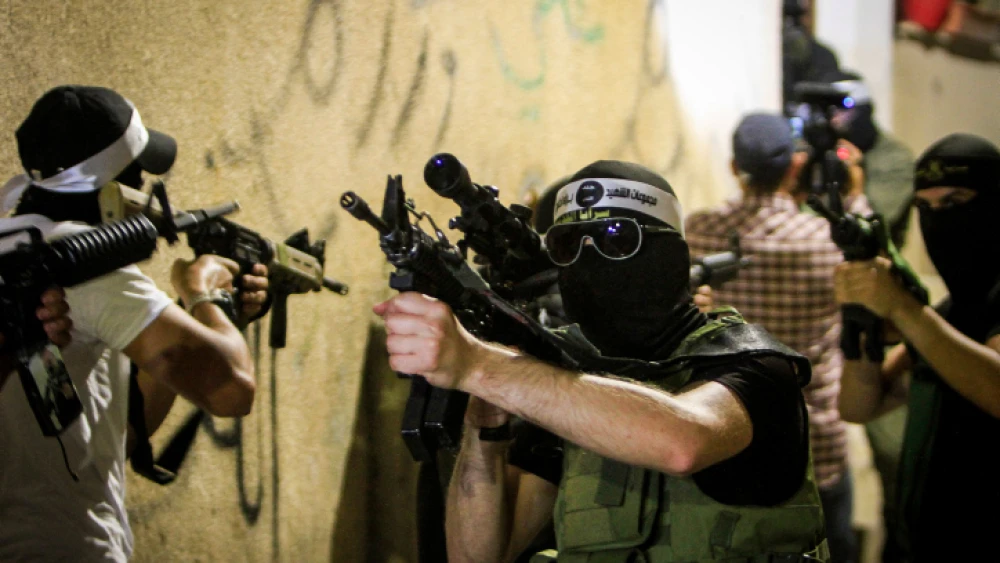 Palestinian terrorists parade in the Jenin camp in Samaria, June 19, 2022. Photo by Nasser Ishtayeh/Flash90.