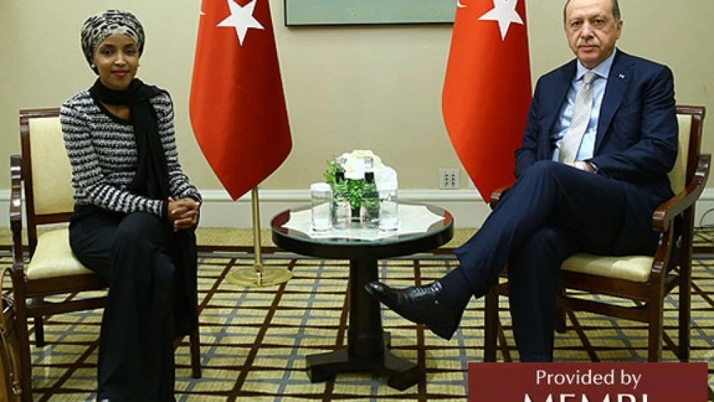 U.S. Rep. Ilhan Omar (D-Minn.) meets with Turkish President Recep Tayyip Erdoğan during the 2017 U.N. General Assembly. Credit: MEMRI.