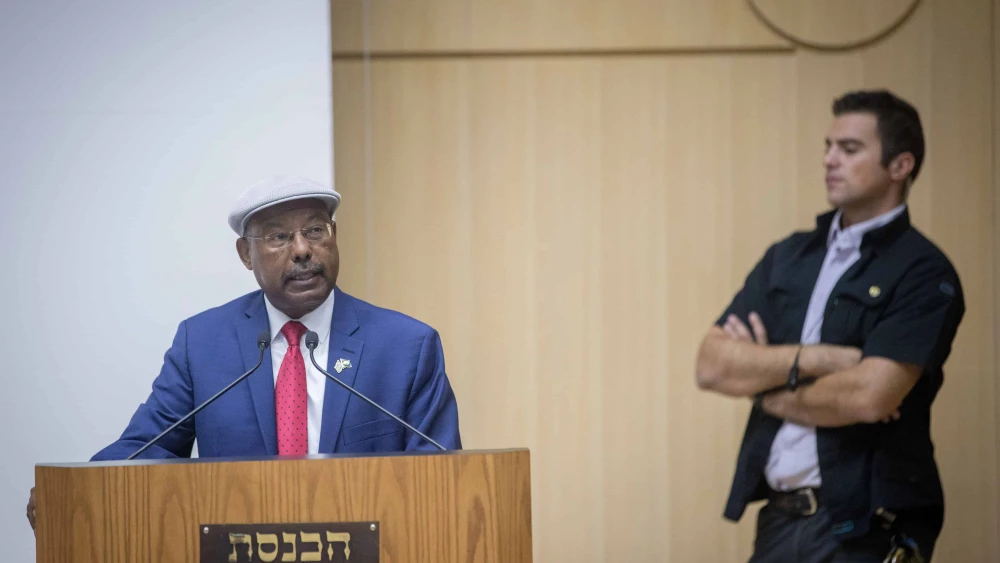 Avraham Neguise speaks during an event marking "Yom HaAliyah" at the Kneeset, the Israeli parliament in Jerusalem, October 24, 2017. Photo by Yonatan Sindel/Flash90.