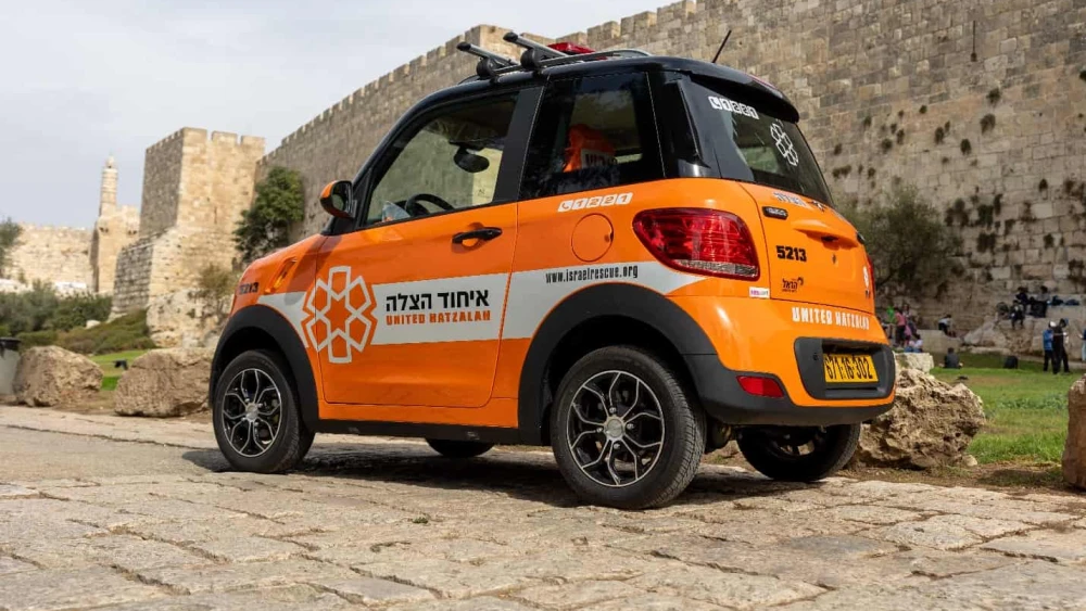United Hatzalah Mini-Vance EMS Vehicle