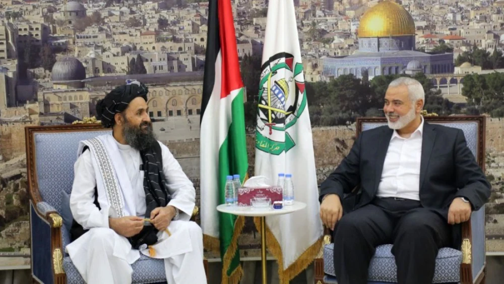 Taliban leader Mullah Abdul Ghani Baradar and Hamas leader Ismail Haniyeh meet in Doha, Qatar, August 2021. Source: Hamas.