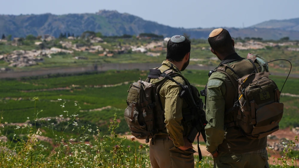 Israeli soldiers are seen near the Israeli border with Lebanon, northern Israel, May 17, 2026. Photo by Ayal Margolin/Flash90.