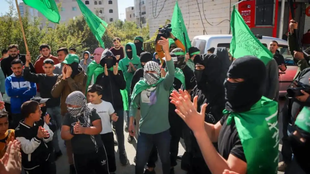 Palestinians take part in a protest in support of Hamas, in Hebron, Nov. 24, 2023. Photo by Wisam Haslmaoun/Flash90.