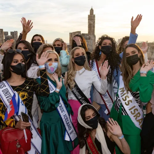 “Miss Universe” contestants visit the Old City of Jerusalem ahead of the 70th edition of the pageant, held in Israel for the first time, Dec. 1, 2021. Photo by Olivier Fitoussi/Flash90.
