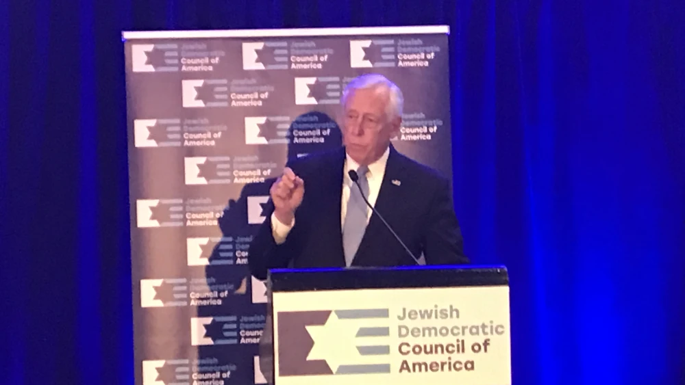 U.S. House Majority Leader Steny Hoyer (D-Md.) addresses a reception in Washington, D.C., for the Jewish Democratic Council of America on Feb. 26, 2019. Credit: Jackson Richman/JNS.