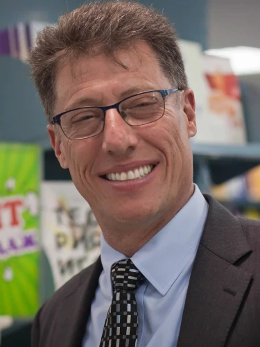 Daniel Gordis. Credit: Dmitry Rozhkov via Wikimedia Commons.