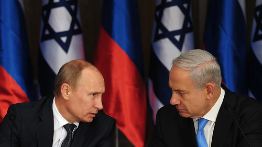 Israeli Prime Minister Benjamin Netanyahu (right) holds a joint press conference with Russian President Vladimir Putin (left) at Netanyahu's residence in Jerusalem on June 25, 2012. Credit: Kobi Gideon/GPO/Flash90.