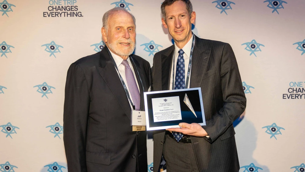 Jeffrey R Orf Rabbi Gershon Litt receives 2025 Jeffrey R. Solomon Prize - Israel ...