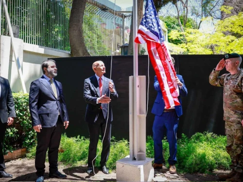 U.S. Ambassador Tom Barrack raises the American flag over the ambassador’s residence in Damascus for the first time since 2012, May 29, 2025. Source: @USAMBTurkiye/X.