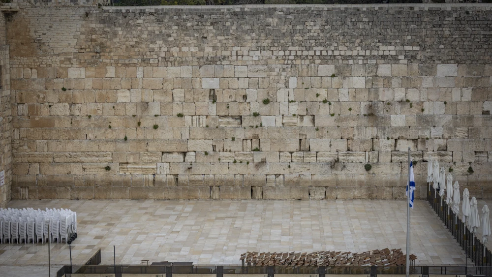 The Western Wall in Jerusalem is seen closed to visitors amid the war with Iran and ongoing missile fire toward Israel, March 1, 2026. Photo by Yonatan Sindel/Flash90.