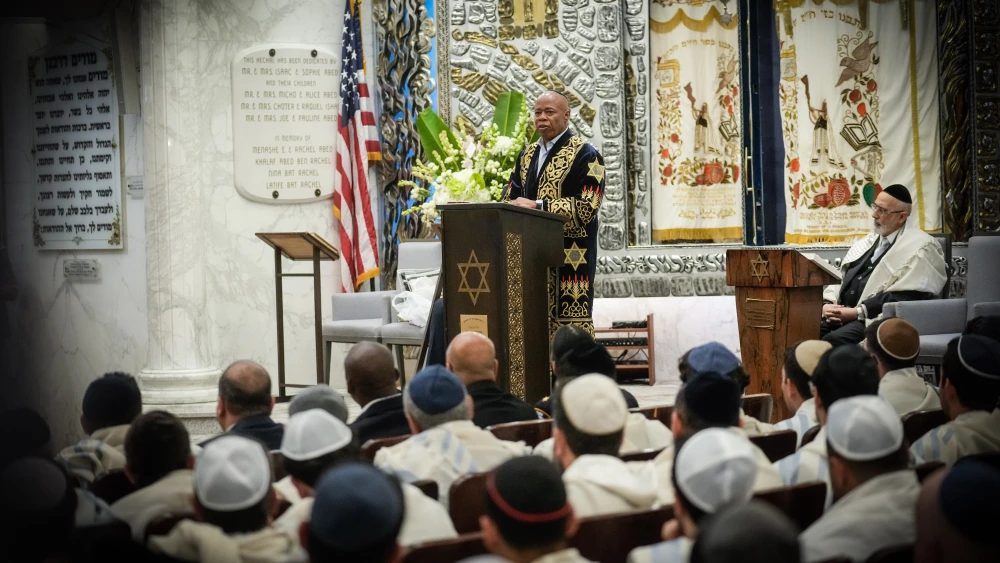 Adams synagogue