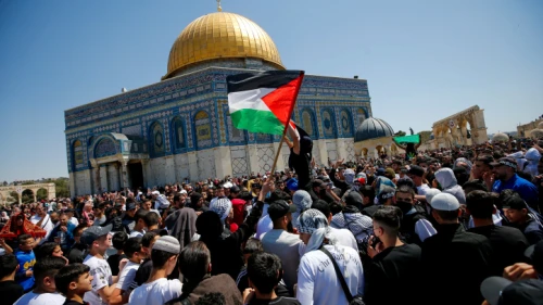Palestinians protest on the holy month of Ramadan at the Al-Aqsa mosque compound on the Temple Mount in Jerusalem on April 15, 2022. Photo by Jamal Awad/Flash90.