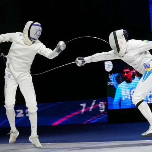 An Israel fencer in action at the 2025 Fencing World Championships held in Tbilisi, Georgia. Credit: International Fencing Federation.