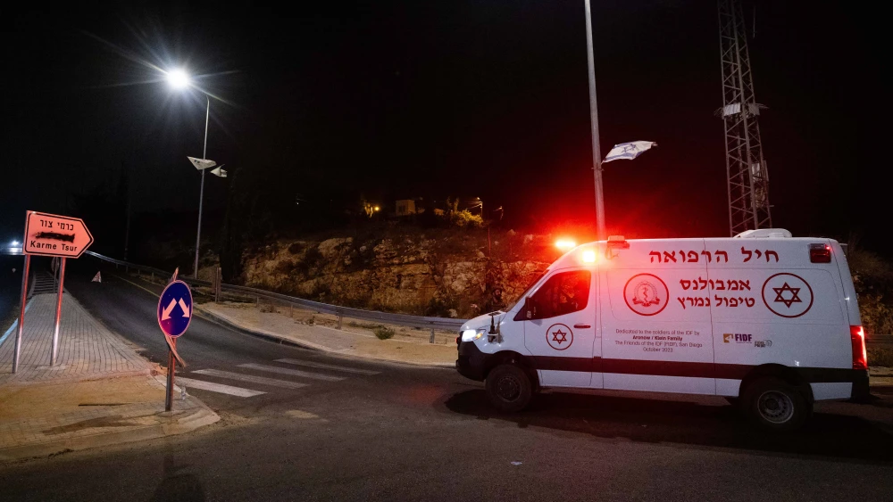 An IDF Medical Corps ambulance at the scene of a car bomb explosion at the Gush Etzion Junction in Judea, Aug. 31, 2024. Photo by Yonatan Sindel/Flash90.