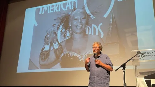 Stuart Weitzman speaks about his life’s work at Tel Aviv Museum of Art on July 15, 2022. Photo by Rachel Zilberfarb.