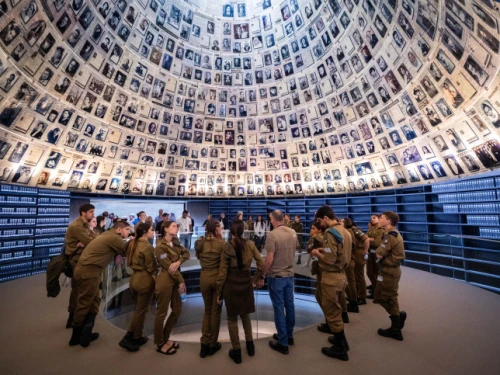 Visitors at Yad Vashem in Jerusalem ahead of Israel's Holocaust Remembrance Day, April 16, 2023. Photo by Yonatan Sindel/Flash90.