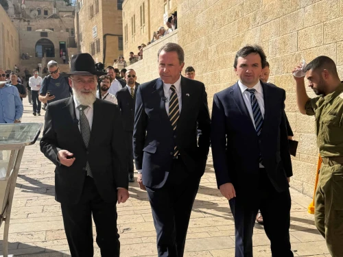 Mark Walker, Rabbi David Hofsteder