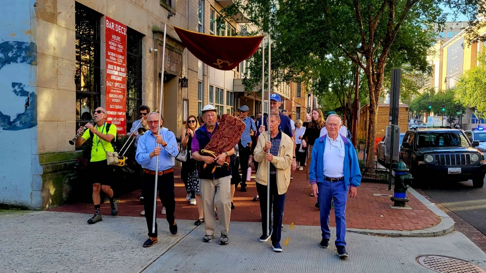 Capital Jewish Museum torah