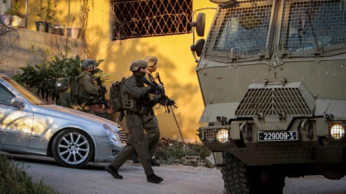 Israeli soldiers conduct a raid on the house of Hamas activist Musab Akef in the village of Salem, east of Nablus/Shechem in Judea and Samaria, on April 20, 2022. Photo by Nasser Ishtayeh/Flash90.