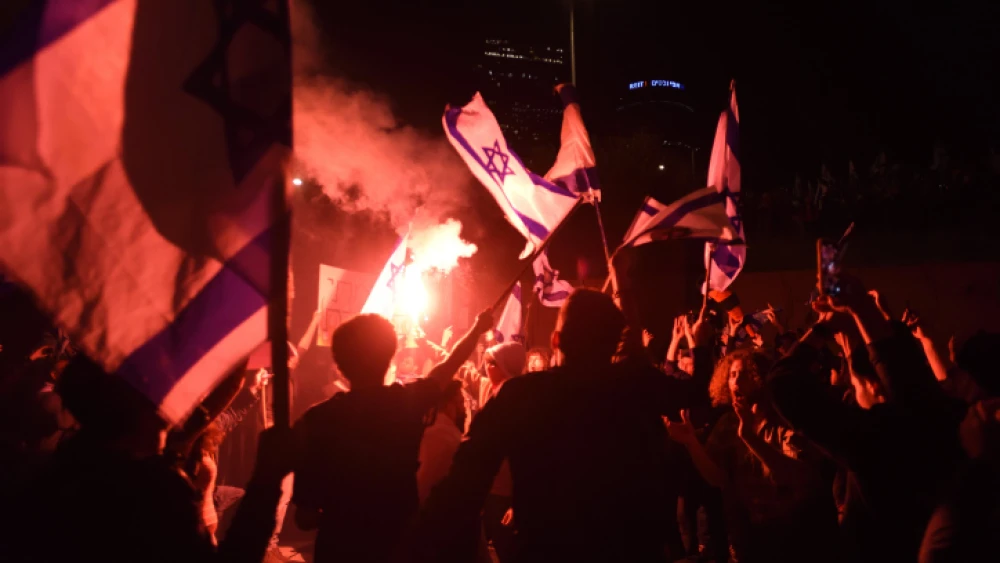 Israelis protest in Tel Aviv against the government's judicial reform plan on March 4, 2023. Photo by Gili Yaari /Flash90.
