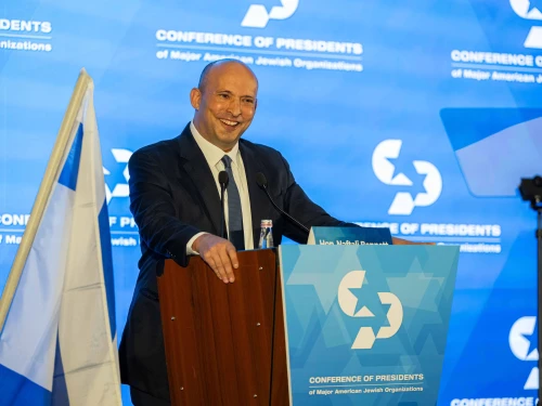 Naftali Bennett speaks at the Conference of Presidents