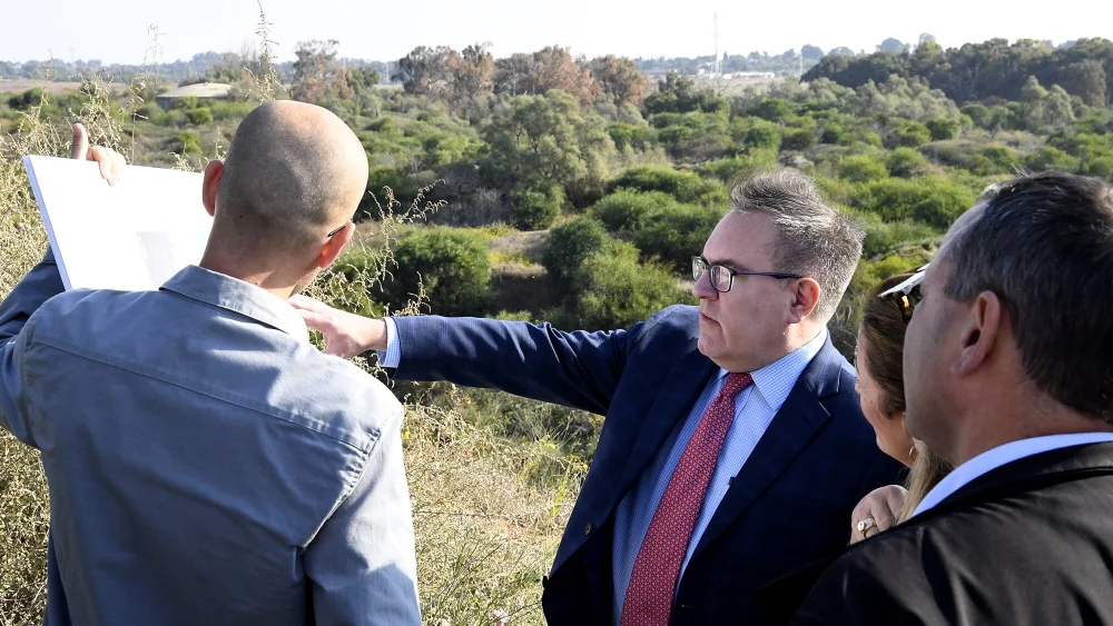 U.S. Environmental Protection Agency administrator Andrew Wheeler visits the Nof Yam remediation site in Israel on Nov. 18, 2019. Credit: EPA Administrator Andrew Wheeler/Twitter.