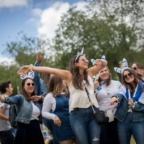 People celebrating Israel's 71st Independence Day in Saker Park in Jerusalem, May 9, 2019. Photo by Yonatan Sindel/Flash90.