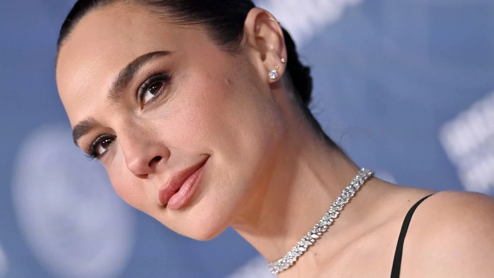 Gal Gadot Set For Lead Role In Feature Based On Bestselling Novel gal-gadot-set-for-lead-role-in-feature-based-on-bestselling-novel