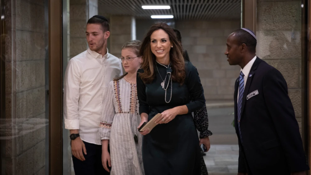 Blue and White Party member Omer Yankelevich arrives at the swearing-in ceremony of the 22nd Knesset in Jerusalem as a new session opens following the September elections on Oct. 3, 2019. Photo by Hadas Parush/Flash90.